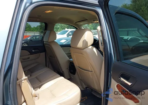 2008 Chevrolet Tahoe Lt из США, поврежденный, VIN 1GNFC13068R132438